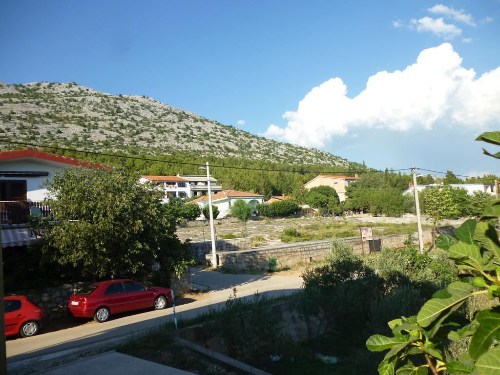 Apartments Velebit Starigrad Paklenica Exterior foto